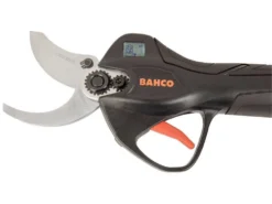 Bahco BCL25IB - Bahco BCL15WB - Forbice Elettrica Da Potatura - Potatore Manuale A Batteria - 3x 21.6V 2.5Ah -Cura Del Giardino bahco bcl25ib bahco bcl15wb forbice elettrica da potatura potatore manuale a batteria 3x 21 6v 2 5ah forbice bahco bcl25ib potatore bahco bcl15wb 40674 1 1679044100 IMG 64142e04a1dd7