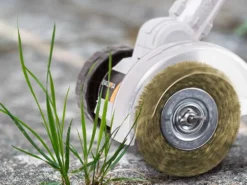 Batavia - Pulisci Fughe A Batteria - Due Spazzole In Dotazione - SENZA BATTERIA E CARICABATTERIA -Cura Del Giardino batavia pulisci fughe a batteria due spazzole in dotazione senza batteria e caricabatteria pulisci fughe a batteria batavia con batteria 18v 2ah 32783 5 1643878129 IMG 61fb96f178570