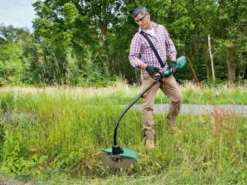 Bosch ART 35 - Decespugliatore Elettrico 24 Bosch ART 35 - Decespugliatore Elettrico -Cura Del Giardino bosch art 35 decespugliatore elettrico il decespugliatore elettrico bosch art 35 17400 0 1565949616 81WgIZ1m8vL. SL1278