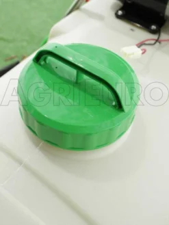 Botte Per Irrorazione Con Cisterna Da 100 Lt Per Trattorino Rasaerba - Elettrica -Cura Del Giardino botte per irrorazione con cisterna da 100 lt per trattorino rasaerba elettrica pompa irrorazione elettrica da trattorino da 100 litri 5957 0 1403866677 IMG 0510