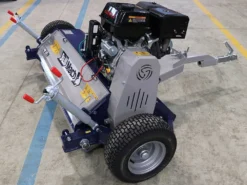 BullMach PAN 120 L - Trinciaerba Trainati Per Quad - Loncin G420FD -Cura Del Giardino bullmach pan 120 l trinciaerba trainati per quad loncin g420fd trinciaerba a motore per quad bullmach pan 120 l 26869 0 1611657856 IMG 600ff28080fcc