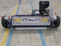 BullMach PAN 120 L - Trinciaerba Trainati Per Quad - Loncin G420FD -Cura Del Giardino bullmach pan 120 l trinciaerba trainati per quad loncin g420fd trinciaerba a motore per quad bullmach pan 120 l 26869 0 1611657856 IMG 600ff2809139f