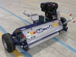 BullMach PAN 120 L - Trinciaerba Trainati Per Quad - Loncin G420FD -Cura Del Giardino bullmach pan 120 l trinciaerba trainati per quad loncin g420fd trinciaerba a motore per quad bullmach pan 120 l 26869 0 1611657856 IMG 600ff28093aba