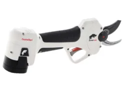 Castellari Ryno 50 - Forbice Elettrica Da Potatura - 2x 14.4V 2.5 Ah 19 Castellari Ryno 50 - Forbice Elettrica Da Potatura - 2x 14.4V 2.5 Ah -Cura Del Giardino castellari ryno 50 forbice elettrica da potatura 2x 14 4v 2 5 ah forbice elettrica da potatura castellari ryno 50 38987 9 1671456270 IMG 63a0660e97581