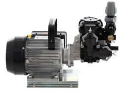 Motopompa Elettrica Per Irrorazione Comet MC 20/20 Con Motore Monofase -Cura Del Giardino motopompa elettrica per irrorazione comet mc 20 20 con motore monofase motopompa elettrica per irrorazione comet mc 20 20 643 1 1580391396 IMG 23005