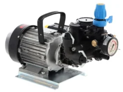 Motopompa Elettrica Per Irrorazione Comet MC 25 - Pompa Con Motore Monofase -Cura Del Giardino motopompa elettrica per irrorazione comet mc 25 pompa con motore monofase motopompa elettrica per irrorazione comet mc 25 1035 4 1580394617 IMG 2335