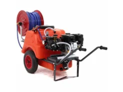 Motopompa Irroratrice Comet MTP MC 25 Loncin Su Carrello Dal Degan Con Serbatoio 150 Lt -Cura Del Giardino motopompa irroratrice comet mtp mc 25 loncin su carrello dal degan con serbatoio 150 lt pompa irrorazione a carrello daldegan da 150 litri 24041 7 1592812782 IMG 5ef064ee24577