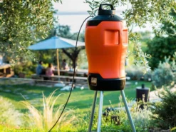 Nebulizzatore Antizanzare Da Giardino A Batteria Stocker Geyser Evo 25L - 18V 2.2AH -Cura Del Giardino nebulizzatore antizanzare da giardino a batteria stocker geyser evo 25l 18v 2 2ah nebulizzatore stocker geyser evo 25 l 41212 3 1680789803 IMG 642ed12b57041