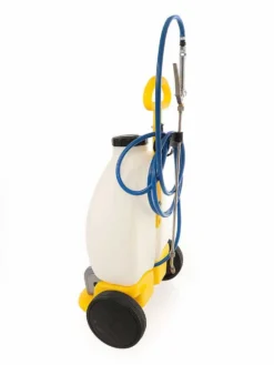 Pompa Irroratrice A Batteria A Trolley ARCO Froggy Eco 12 Volt - Serbatoio Da 20 Lt -Cura Del Giardino pompa irroratrice a batteria a trolley arco froggy eco 12 volt serbatoio da 20 lt pompa irrorazione elettrica a trolley arco froggy 12 volt 15529 0 1549019531 IMG 8172