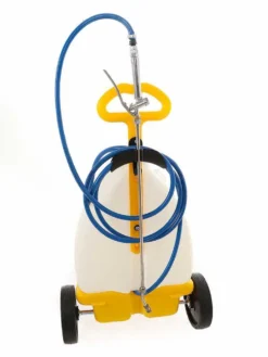 Pompa Irroratrice A Batteria A Trolley ARCO Froggy Eco 12 Volt - Serbatoio Da 20 Lt -Cura Del Giardino pompa irroratrice a batteria a trolley arco froggy eco 12 volt serbatoio da 20 lt pompa irrorazione elettrica a trolley arco froggy 12 volt 15529 0 1549019531 IMG 8174