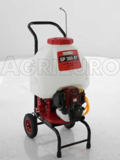Pompa Irroratrice A Scoppio Spalleggiata/trolley GeoTech SP 300 4T Con Motore A Benzina -Cura Del Giardino pompa irroratrice a scoppio spalleggiata trolley geotech sp 300 4t con motore a benzina pompa irrorazione a spalla e trolley geotech da 28 litri 7276 0 1429538151 IMG 6457