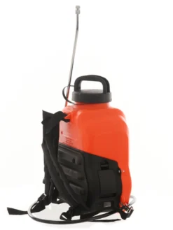 Pompa Irroratrice A Spalla Stocker - Batteria A Litio 8 Litri -Cura Del Giardino pompa irroratrice a spalla stocker batteria a litio 8 litri pompa per irrorazione spalleggiata 15715 0 1551346764 IMG 9702