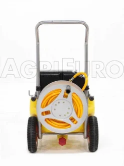 Pompa Irroratrice Carrellata Elettrica A Batteria GeoTech SP 320 E -Cura Del Giardino pompa irroratrice carrellata elettrica a batteria geotech sp 320 e elettro pompa irrorazione a carrello geotech da 30 litri 10712 0 1496846714 IMG 8355