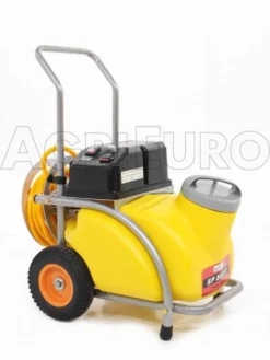 Pompa Irroratrice Carrellata Elettrica A Batteria GeoTech SP 320 E -Cura Del Giardino pompa irroratrice carrellata elettrica a batteria geotech sp 320 e elettro pompa irrorazione a carrello geotech da 30 litri 10712 0 1496846722 IMG 8360