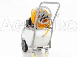 Pompa Irroratrice Elettrica A Batteria Carrellata GeoTech SP 520 E -Cura Del Giardino pompa irroratrice elettrica a batteria carrellata geotech sp 520 e elettro pompa irrorazione a carrello geotech da 50 litri 10711 0 1496832332 IMG 8294