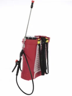 Pompa Irroratrice Spalleggiata A Batteria GeoTech KF-16C-9 16 Litri - Irroratore -Cura Del Giardino pompa irroratrice spalleggiata a batteria geotech kf 16c 9 16 litri irroratore pompa per irrorazione spalleggiata 12841 0 1522759384 IMG 9654