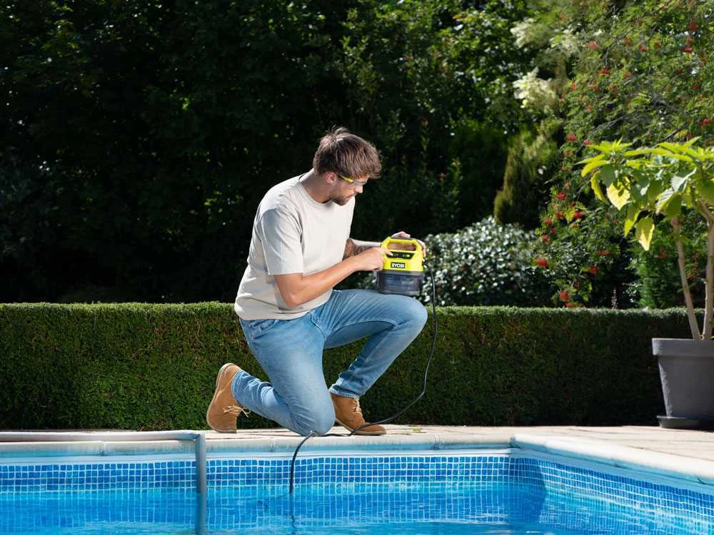 Pompa Sommersa Per Acque Chiare E Scure RYOBI RY18SPA-0 18V - SENZA BATTERIA E CARICABATTERIA 4 Pompa Sommersa Per Acque Chiare E Scure RYOBI RY18SPA-0 18V - SENZA BATTERIA E CARICABATTERIA - immagine 4