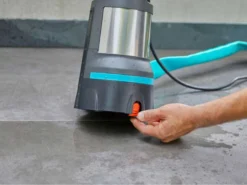 Pompa Sommersa Per Acque Chiare Gardena 11000 Aquasensor Art. 9034-20 -Cura Del Giardino pompa sommersa per acque chiare gardena 11000 aquasensor art 9034 20 pompa sommersa gardena 11000 aquasensor per acque chiare 29220 2 1621426543 IMG 60a5016fc5cf6