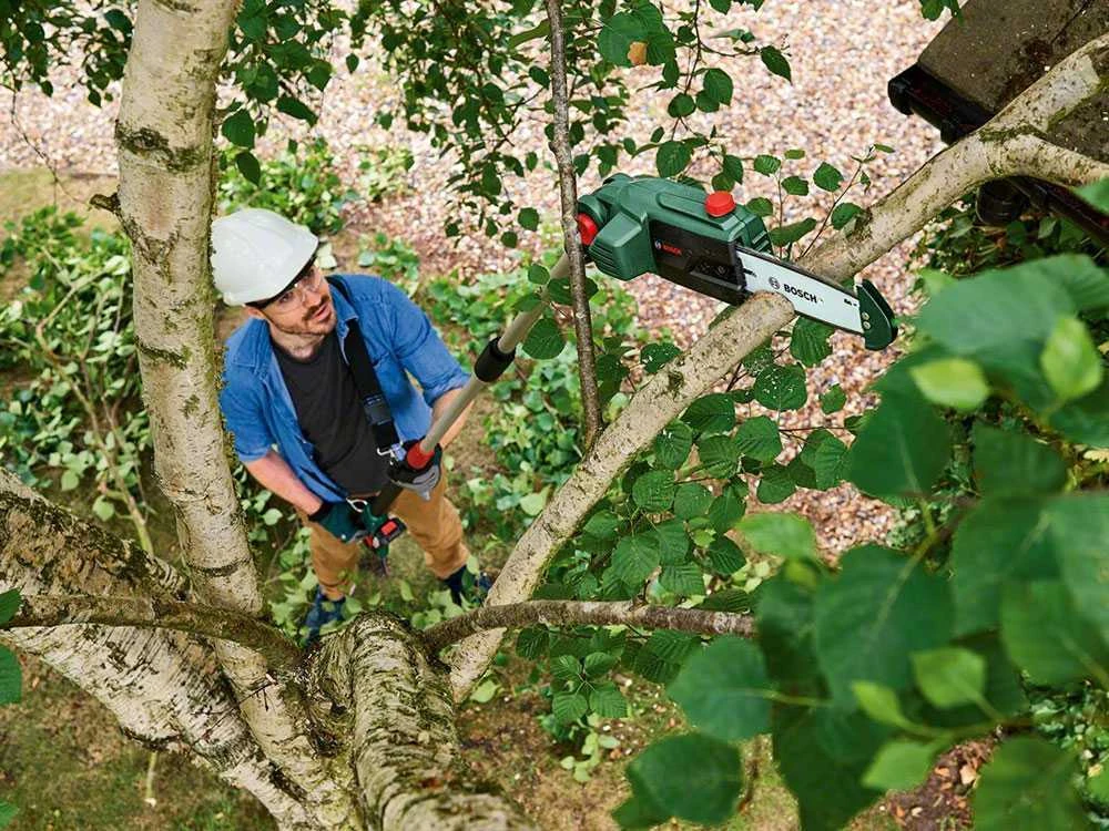 Potatore A Batteria Su Asta Telescopica BOSCH UniversalChainPole 18V 12 Potatore A Batteria Su Asta Telescopica BOSCH UniversalChainPole 18V - immagine 12