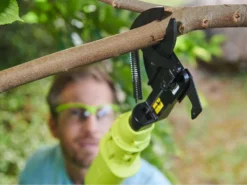 Ryobi OLP1832BX - Svettatoio A Batteria - 18V4Ah -Cura Del Giardino ryobi olp1832bx svettatoio a batteria 18v4ah forbice da potatura a batteria ryobi olp1832bx 29654 1 1622798171 IMG 60b9ef5be34fb