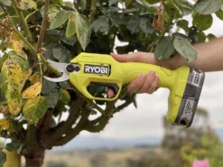Ryobi RY18SCA-0 18V - Forbice Elettrica Da Potatura - 18V 4Ah -Cura Del Giardino ryobi ry18sca 0 18v forbice elettrica da potatura 18v 4ah forbice da potatura a batteria ryobi ry18sca 0 18v 32713 6 1643212112 IMG 61f16d503e2ae