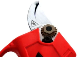 Sbaraglia Eduard A3041 - Forbice Elettrica Da Potatura - 2x 16.8V 2Ah -Cura Del Giardino sbaraglia eduard a3041 forbice elettrica da potatura 2x 16 8v 2ah forbice elettrica sbaraglia eduard a3041 25mm 22137 1 1581666915 IMG 4076